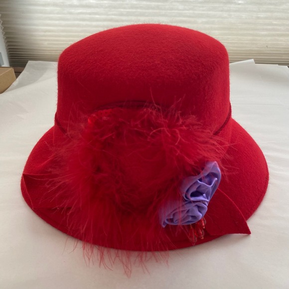 Vintage 100% Wool Red & Purple Feather & Satin Bow Derby Tea Party Hat - Picture 3 of 10